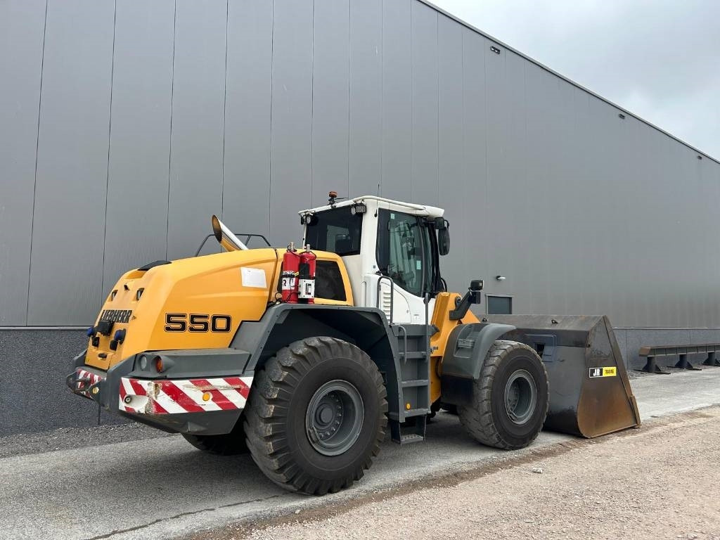 Liebherr L 550 (Comes with High-tip - Mit Hochkipper)  - Hjullaster: bilde 5 Liebherr L 550 (Comes with High-tip - Mit Hochkipper)  - Hjullaster: bilde 5