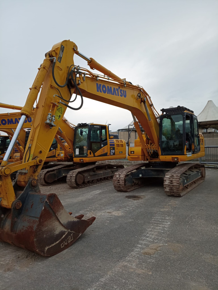 KOMATSU PC210 NLC-11 - Gravemaskin: bilde 2 KOMATSU PC210 NLC-11 - Gravemaskin: bilde 2