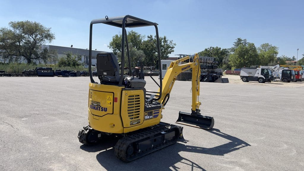Komatsu PC16 R-3 HS - Minigraver: bilde 3 Komatsu PC16 R-3 HS - Minigraver: bilde 3