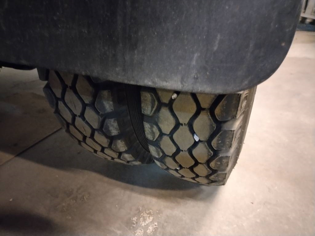 Mercedes-Benz 4x4 Kippilava,museo rekisterissä - Tippbil: bilde 4 Mercedes-Benz 4x4 Kippilava,museo rekisterissä - Tippbil: bilde 4