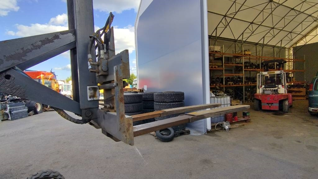 Moffett M4 25.4 ajoneuvotrukki - Medbringertruck: bilde 3 Moffett M4 25.4 ajoneuvotrukki - Medbringertruck: bilde 3