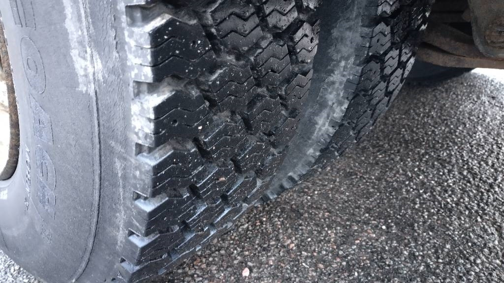 Scania P94 kokosivuaukeva kori+pl-nostin - Skapbil: bilde 5 Scania P94 kokosivuaukeva kori+pl-nostin - Skapbil: bilde 5