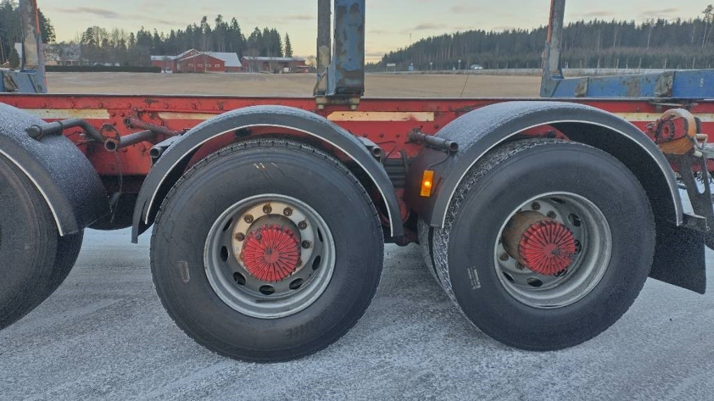 Sisu 625 Polar puuauto, Fuller , SIISTI AUTO - Tømmerbil: bilde 5 Sisu 625 Polar puuauto, Fuller , SIISTI AUTO - Tømmerbil: bilde 5