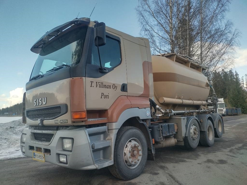 Sisu E14 8x2 kippipainepytty+kompura  - Tankbil: bilde 2 Sisu E14 8x2 kippipainepytty+kompura  - Tankbil: bilde 2