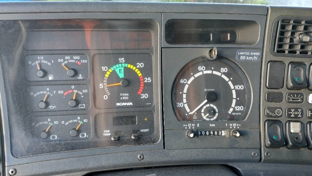 Trekkvogn Scania R144 530 8x4 RASKASVETURI: bilde 8 Trekkvogn Scania R144 530 8x4 RASKASVETURI: bilde 8