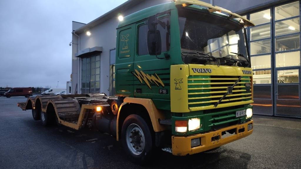 Volvo F16 8x2 metsäkone ritilä, rautajouset,hydr.perä - Tømmerbil: bilde 2 Volvo F16 8x2 metsäkone ritilä, rautajouset,hydr.perä - Tømmerbil: bilde 2