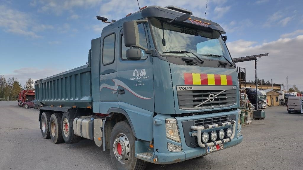 Volvo FH13 8x4 autom.kasettilava - Tippbil: bilde 2 Volvo FH13 8x4 autom.kasettilava - Tippbil: bilde 2