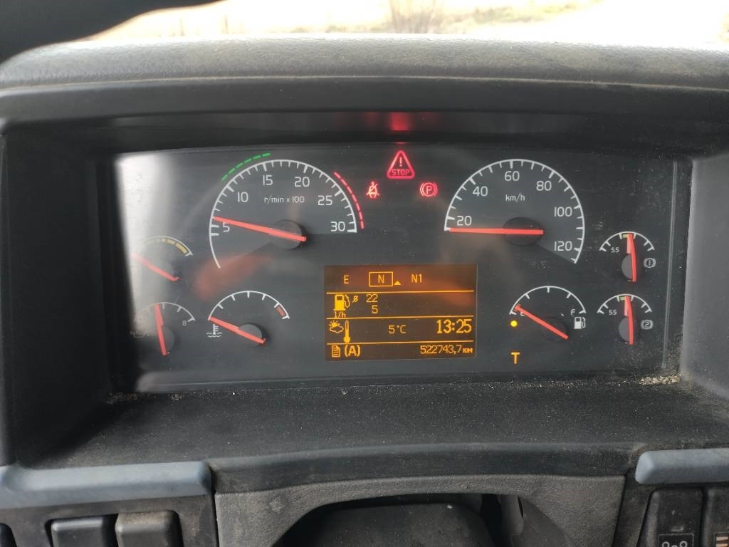Volvo FM13 10*4 betoniauto,ränni - Betongbil: bilde 5 Volvo FM13 10*4 betoniauto,ränni - Betongbil: bilde 5