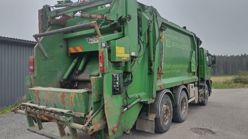 Volvo FM9 6x2 pakkaaja +nostin +etukippo - Søppelbil: bilde 2 Volvo FM9 6x2 pakkaaja +nostin +etukippo - Søppelbil: bilde 2