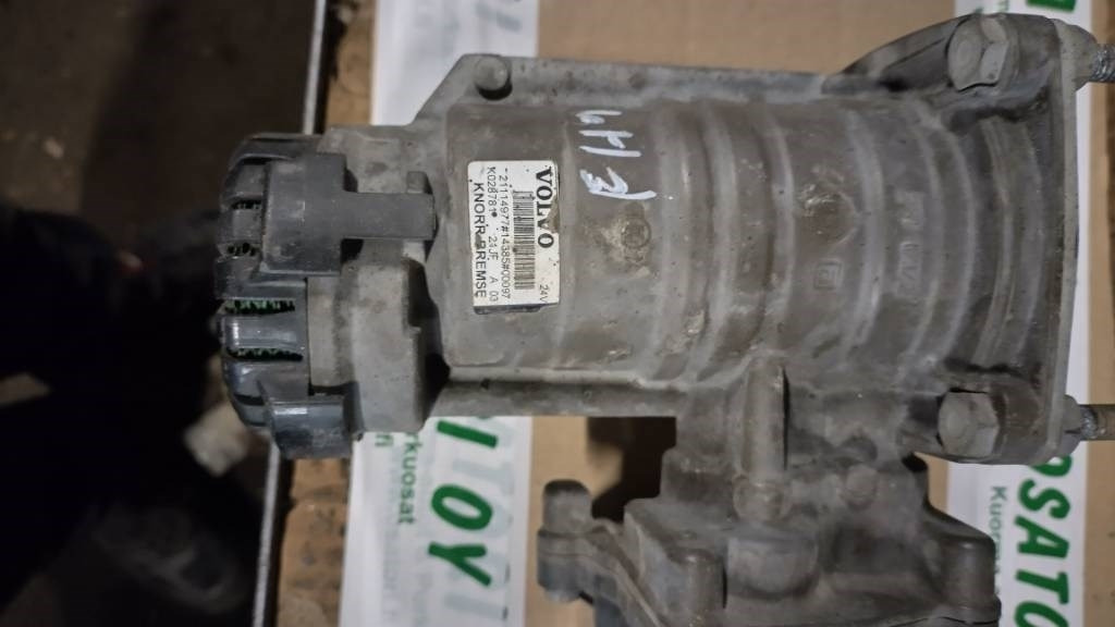 Volvo PERÄVAUNUN OHJAUSVENTTIILI - Bremsedeler for Lastebil: bilde 1 Volvo PERÄVAUNUN OHJAUSVENTTIILI - Bremsedeler for Lastebil: bilde 1