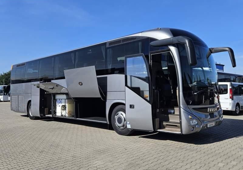 Iveco MAGELYS HD / SPROWADZONY/ MANUAL/ EURO 6 - Turistbuss: bilde 3 Iveco MAGELYS HD / SPROWADZONY/ MANUAL/ EURO 6 - Turistbuss: bilde 3