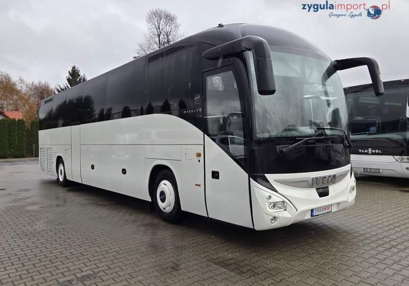 Iveco MAGELYS HD / SPROWADZONY/ MANUAL/ EURO 6 - Turistbuss: bilde 1 Iveco MAGELYS HD / SPROWADZONY/ MANUAL/ EURO 6 - Turistbuss: bilde 1