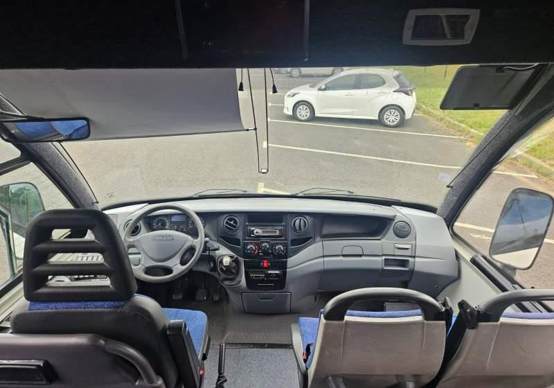 Iveco WING / SPROWADZONY/ 34 MIEJSCA/ MANUAL - Minibuss, Persontransport: bilde 2 Iveco WING / SPROWADZONY/ 34 MIEJSCA/ MANUAL - Minibuss, Persontransport: bilde 2