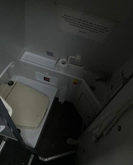 VanHool TX16 ALICRON/ SPROWADZONY / 378 000 KM / MANUAL - Turistbuss: bilde 2 VanHool TX16 ALICRON/ SPROWADZONY / 378 000 KM / MANUAL - Turistbuss: bilde 2