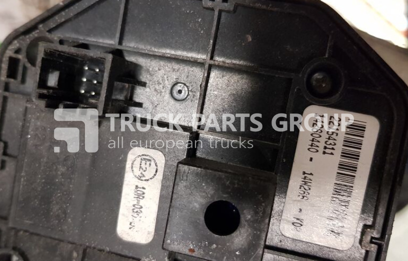 VOLVO FH4 euro6 control panels dashboard, central panel, information p dashboard - Instrumentpanel for Lastebil: bilde 5 VOLVO FH4 euro6 control panels dashboard, central panel, information p dashboard - Instrumentpanel for Lastebil: bilde 5