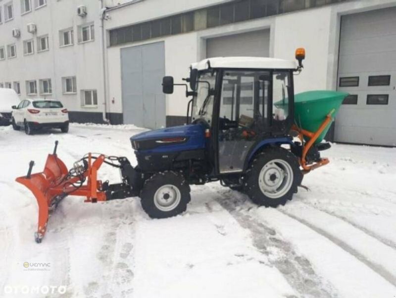 Farmtrac Farmtrac 26 26PS Hydrostat Winterdienst Schneeschild Streuer NEU - Kommunale traktor: bilde 3 Farmtrac Farmtrac 26 26PS Hydrostat Winterdienst Schneeschild Streuer NEU - Kommunale traktor: bilde 3