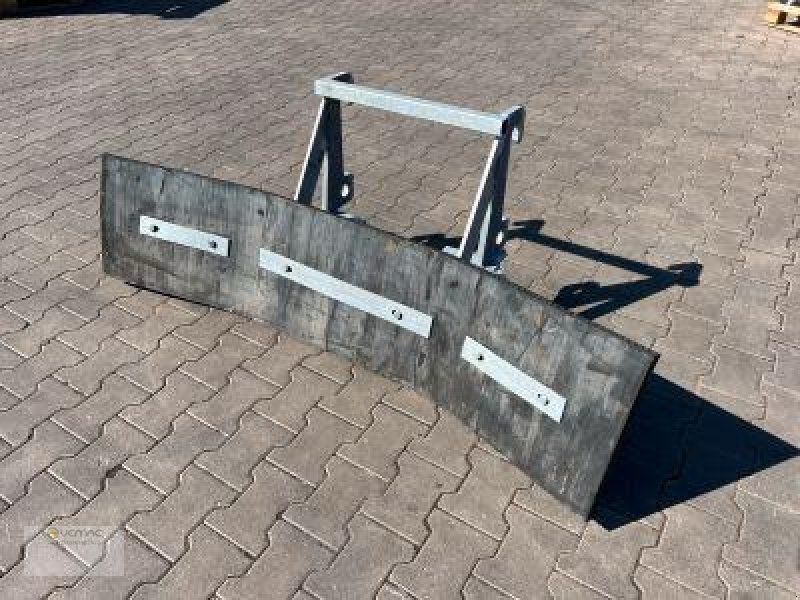 Vemac Gummischieber 260 Weidemann Kramer Wacker Hoflader Futterschieber - Frontskjær for Landbruksteknikk: bilde 1 Vemac Gummischieber 260 Weidemann Kramer Wacker Hoflader Futterschieber - Frontskjær for Landbruksteknikk: bilde 1