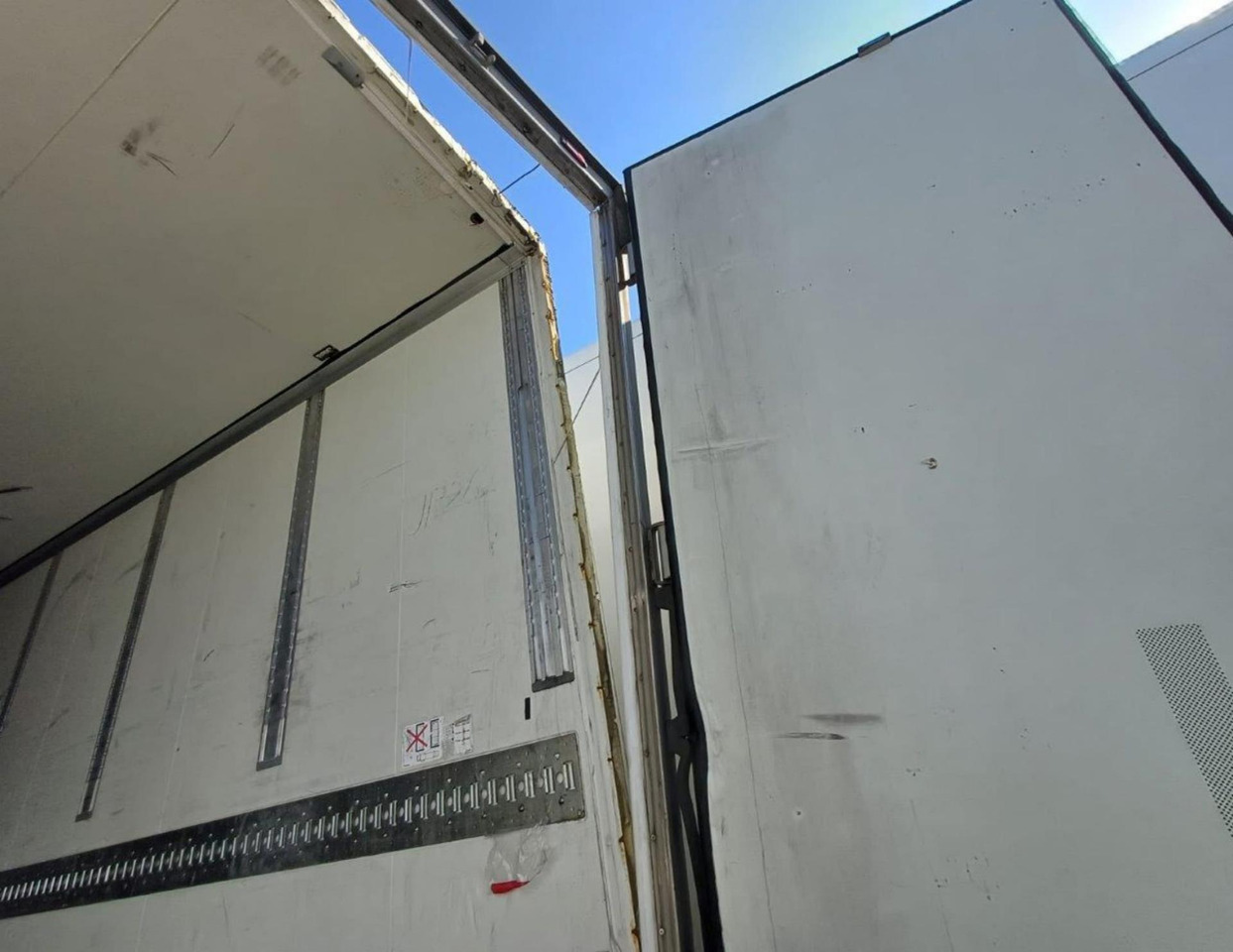2018 Krone SDR Double Deck Cool Liner FP60 ThermoKing SLXi 300 Lifting Axle - Kjølesemi: bilde 2 2018 Krone SDR Double Deck Cool Liner FP60 ThermoKing SLXi 300 Lifting Axle - Kjølesemi: bilde 2