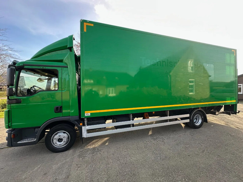 MAN TGL 12.220 / NL TRUCK / 12T / BOX+LIFT 2000kg+SIDE DOOR / AIRCO - Skapbil: bilde 2 MAN TGL 12.220 / NL TRUCK / 12T / BOX+LIFT 2000kg+SIDE DOOR / AIRCO - Skapbil: bilde 2