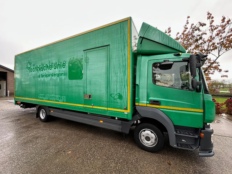 Mercedes-Benz Atego 1018 / NL TRUCK / EURO 6 / ONLY 100.000KM! / BOX+LIFT+SIDE DOOR / CLIMA / AUTOMATIC - Skapbil: bilde 3 Mercedes-Benz Atego 1018 / NL TRUCK / EURO 6 / ONLY 100.000KM! / BOX+LIFT+SIDE DOOR / CLIMA / AUTOMATIC - Skapbil: bilde 3