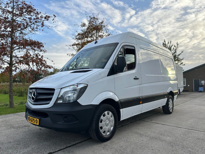 Mercedes-Benz Sprinter 313 CDI / L2H2 / AUTOMAAT / NL BUS / 130 PK / 2-ZITS / CC / AIRCO / CAMERA - Kassebil: bilde 1 Mercedes-Benz Sprinter 313 CDI / L2H2 / AUTOMAAT / NL BUS / 130 PK / 2-ZITS / CC / AIRCO / CAMERA - Kassebil: bilde 1