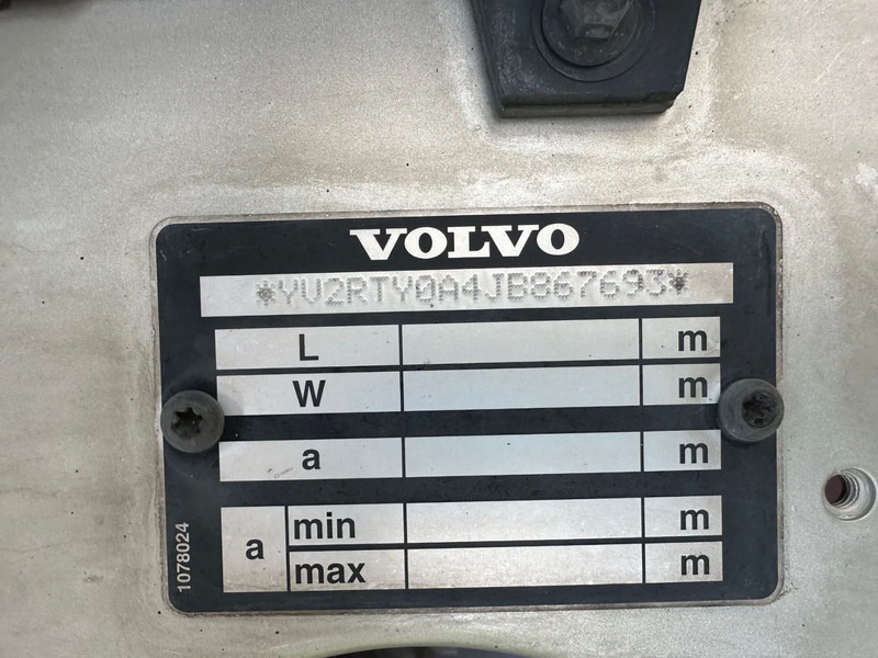 Volvo FH 460 / GLOBETROTTER / EURO 6 / I-Shift / HYDRAULIC / FULL AIR / NEW TACHO - Trekkvogn: bilde 5 Volvo FH 460 / GLOBETROTTER / EURO 6 / I-Shift / HYDRAULIC / FULL AIR / NEW TACHO - Trekkvogn: bilde 5