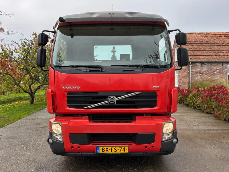 Volvo FE 320 / NL TRUCK / EURO 5 / HIAB MULTILIFT XR 21T / LIKE NEW!! / LOW KM!! / LIFT+STEER AXLE - Krokbil: bilde 2 Volvo FE 320 / NL TRUCK / EURO 5 / HIAB MULTILIFT XR 21T / LIKE NEW!! / LOW KM!! / LIFT+STEER AXLE - Krokbil: bilde 2