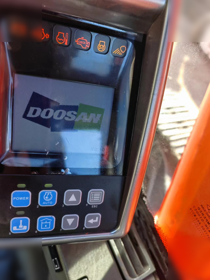 DOOSAN DX225 LC - Beltegraver: bilde 4 DOOSAN DX225 LC - Beltegraver: bilde 4