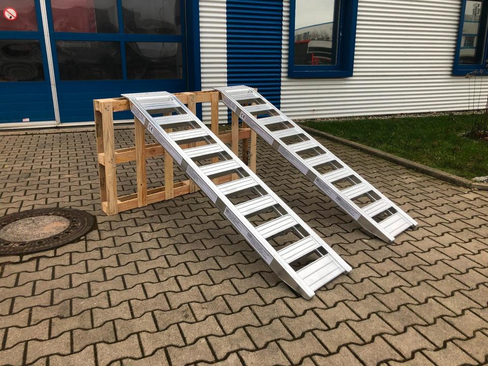 Alurampen Satz 2m 2000KG Minibagger Minilader Quad Auffahrrampe *INKL.19% MWST* - Lasterampe: bilde 3 Alurampen Satz 2m 2000KG Minibagger Minilader Quad Auffahrrampe *INKL.19% MWST* - Lasterampe: bilde 3