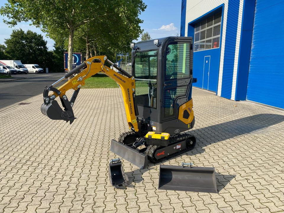 Minibagger BK1250KJSR inkl. Schaufelpaket *INKL.19% MWST*BERGER KRAUS*KUBOTA*VERSTELLFAHRWERK *SOFORT!* - Minigraver: bilde 1 Minibagger BK1250KJSR inkl. Schaufelpaket *INKL.19% MWST*BERGER KRAUS*KUBOTA*VERSTELLFAHRWERK *SOFORT!* - Minigraver: bilde 1