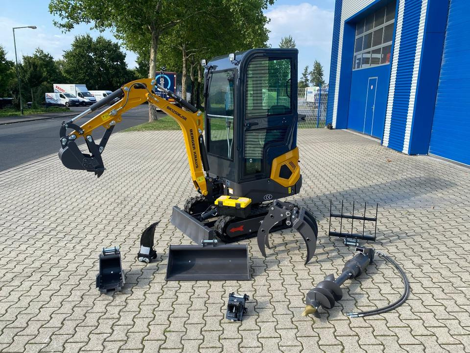 Minibagger BK1250KJSR inkl. kleinem Zubehörpaket *INKL.19% MWST*BERGER KRAUS*KUBOTA* VERSTELLFAHRWERK*SOFORT!* - Minigraver: bilde 2 Minibagger BK1250KJSR inkl. kleinem Zubehörpaket *INKL.19% MWST*BERGER KRAUS*KUBOTA* VERSTELLFAHRWERK*SOFORT!* - Minigraver: bilde 2