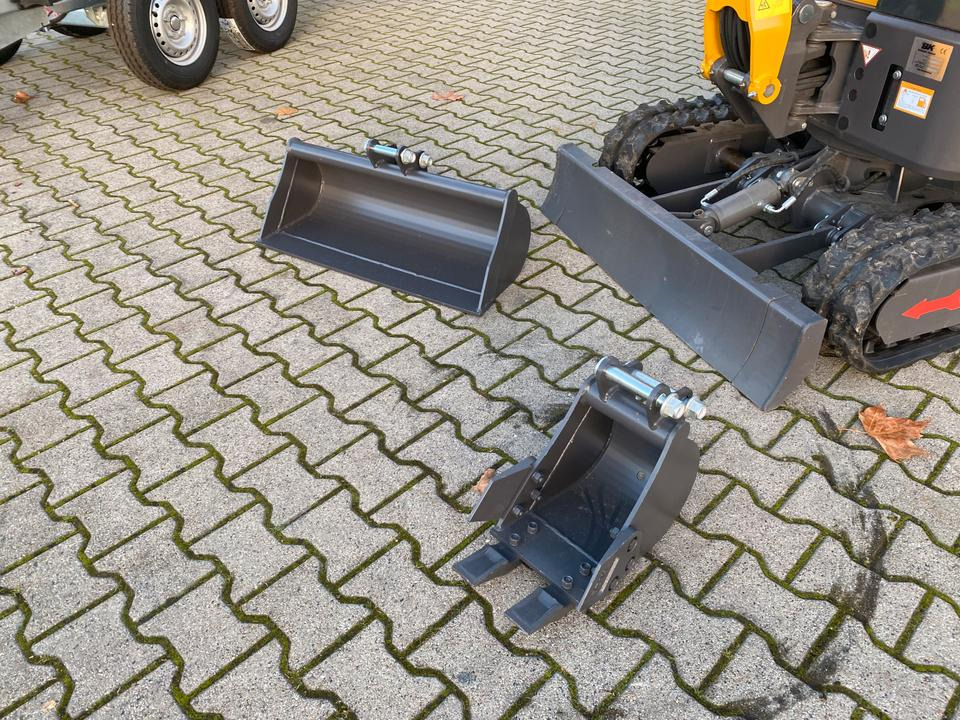 Minibagger BK1250KSR im Komplettpaket mit Kippanhänger und Auffahrrampen *INKL.19% MWST*BERGER KRAUS*SOFORT!* - Minigraver: bilde 5 Minibagger BK1250KSR im Komplettpaket mit Kippanhänger und Auffahrrampen *INKL.19% MWST*BERGER KRAUS*SOFORT!* - Minigraver: bilde 5