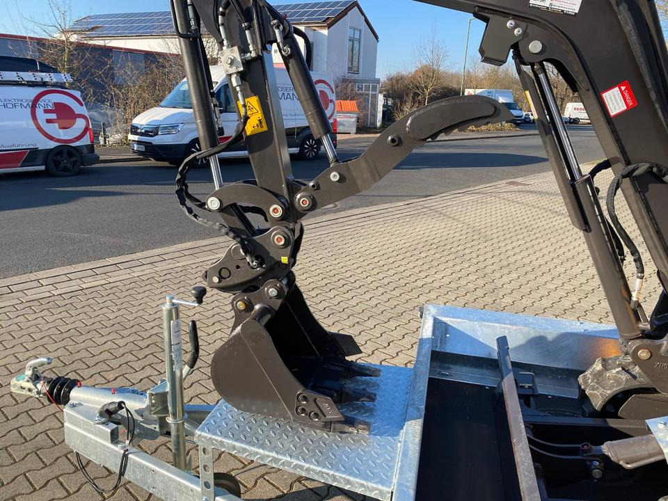 Minibagger BK2000NKSR + Tieflader + Zubehör *INKL.19% MWST*BERGER KRAUS*KUBOTA* KLIMA*SCHWENKARM*VERSTELLFAHRWERK* - Minigraver: bilde 5 Minibagger BK2000NKSR + Tieflader + Zubehör *INKL.19% MWST*BERGER KRAUS*KUBOTA* KLIMA*SCHWENKARM*VERSTELLFAHRWERK* - Minigraver: bilde 5