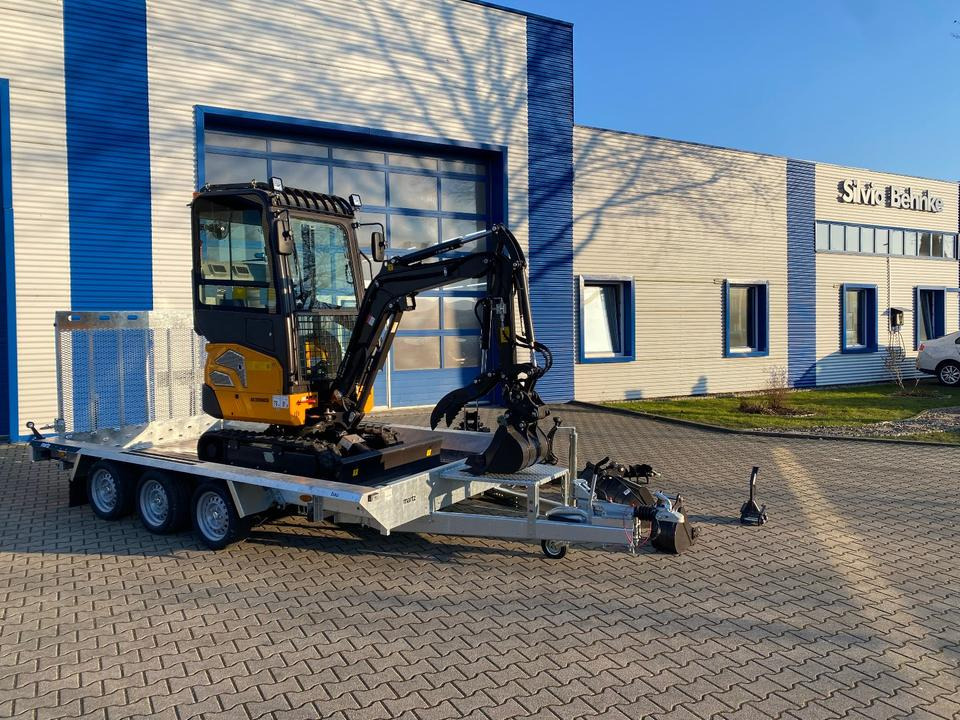 Minibagger BK2000NKSR + Tieflader + Zubehör *INKL.19% MWST*BERGER KRAUS*KUBOTA* KLIMA*SCHWENKARM*VERSTELLFAHRWERK* - Minigraver: bilde 4 Minibagger BK2000NKSR + Tieflader + Zubehör *INKL.19% MWST*BERGER KRAUS*KUBOTA* KLIMA*SCHWENKARM*VERSTELLFAHRWERK* - Minigraver: bilde 4