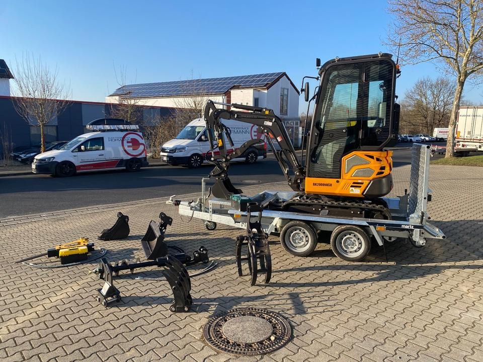 Minibagger BK2000NKSR + Tieflader + Zubehör *INKL.19% MWST*BERGER KRAUS*KUBOTA* KLIMA*SCHWENKARM*VERSTELLFAHRWERK* - Minigraver: bilde 3 Minibagger BK2000NKSR + Tieflader + Zubehör *INKL.19% MWST*BERGER KRAUS*KUBOTA* KLIMA*SCHWENKARM*VERSTELLFAHRWERK* - Minigraver: bilde 3