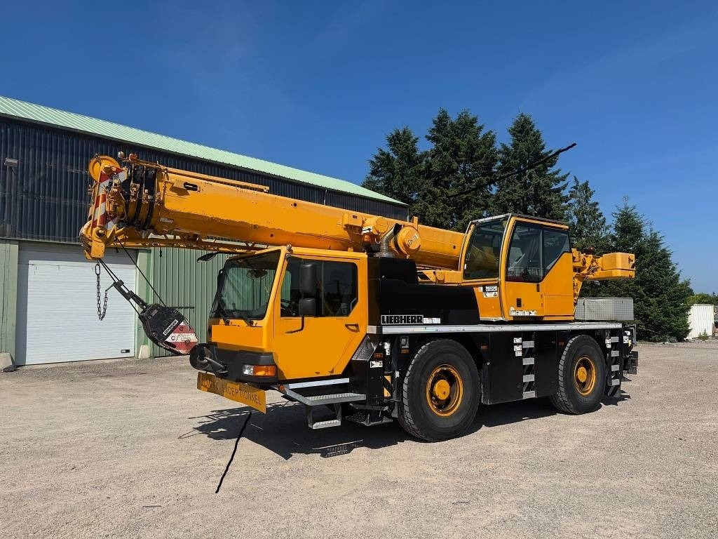 Liebherr LTM 1030-2.1 - Mobilkran: bilde 1 Liebherr LTM 1030-2.1 - Mobilkran: bilde 1
