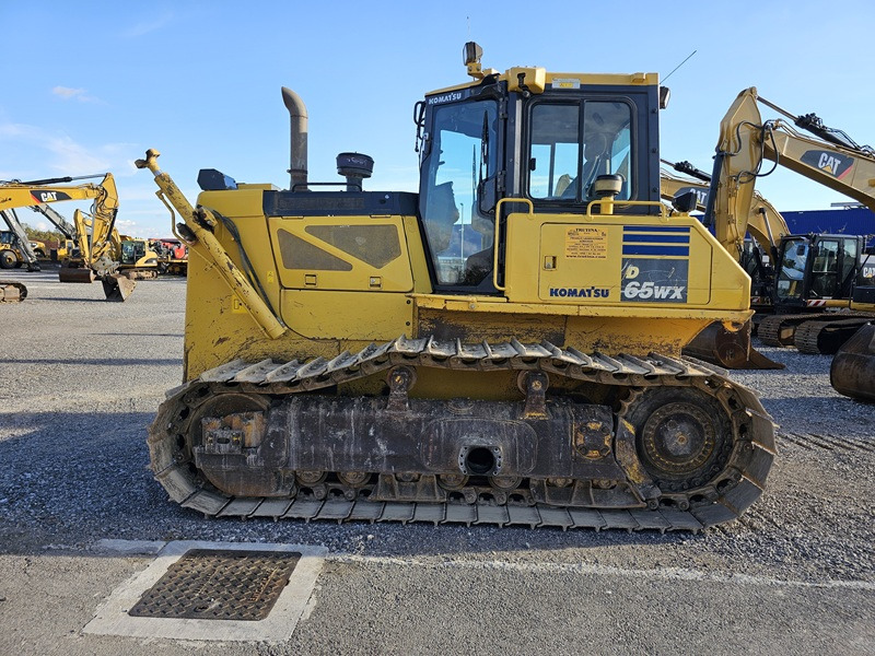 KOMATSU D65WX-17 - Bulldozer: bilde 2 KOMATSU D65WX-17 - Bulldozer: bilde 2
