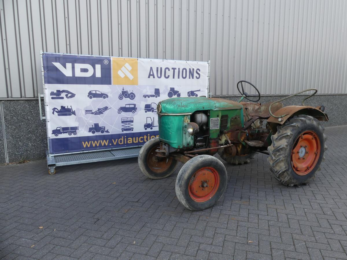 Deutz D15N - Traktor: bilde 2 Deutz D15N - Traktor: bilde 2