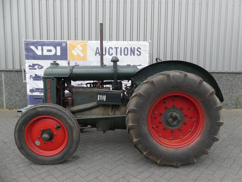 Fordson F - Traktor: bilde 3 Fordson F - Traktor: bilde 3