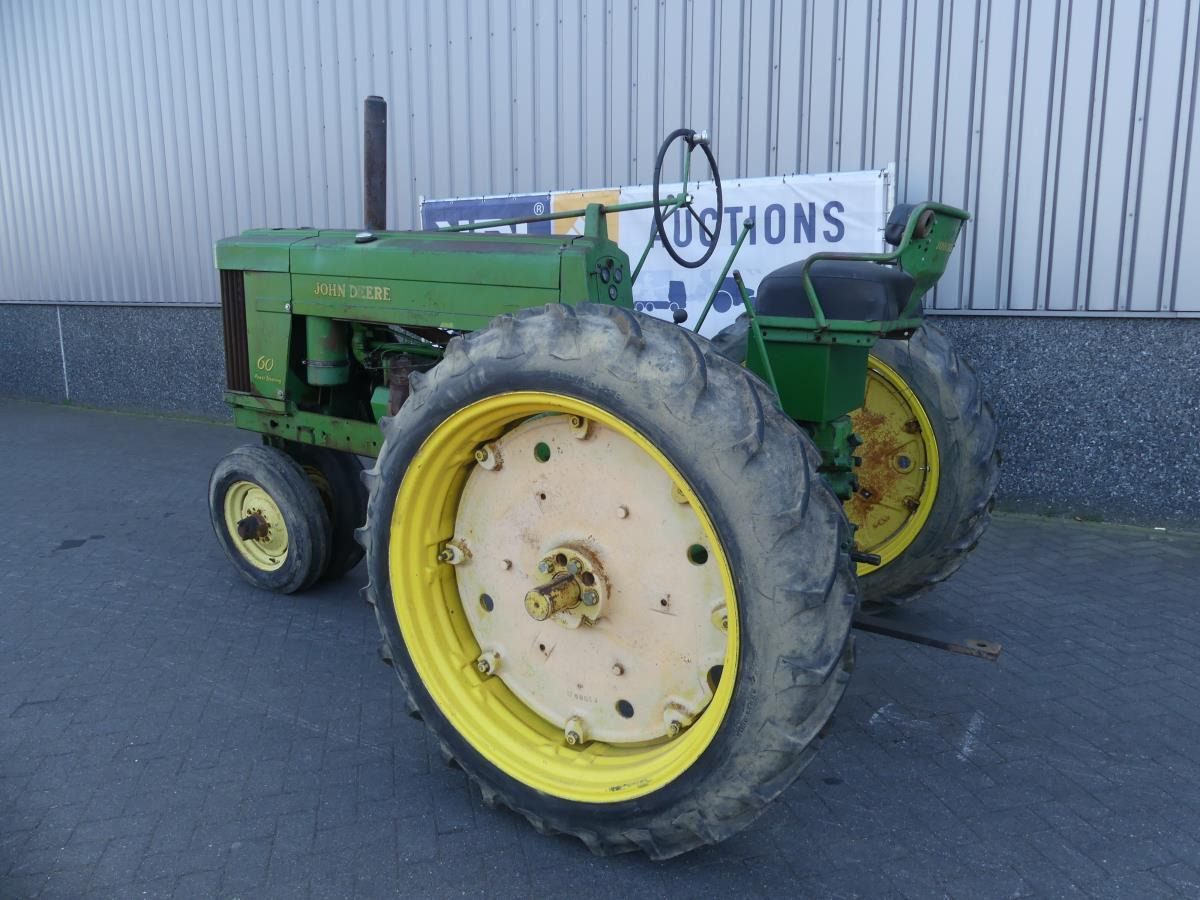 John-Deere 60 - Traktor: bilde 5 John-Deere 60 - Traktor: bilde 5
