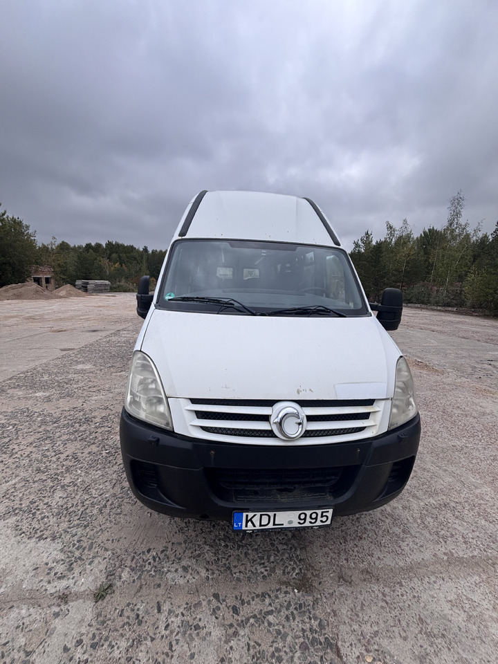 IVECO Daily - Minibuss, Persontransport: bilde 2 IVECO Daily - Minibuss, Persontransport: bilde 2