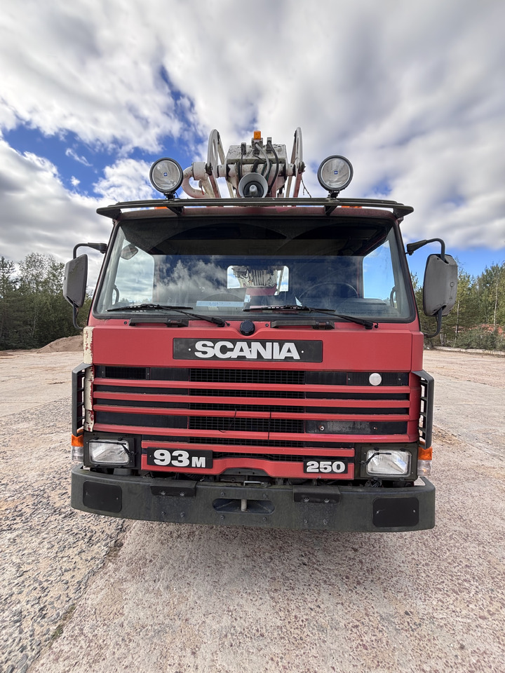 SCANIA - Brannbil: bilde 2 SCANIA - Brannbil: bilde 2