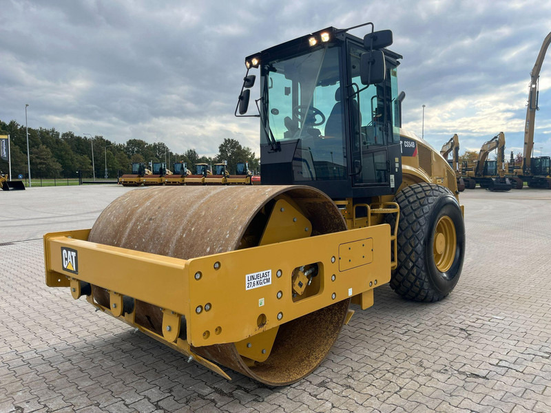 Caterpillar CS54B - Vals: bilde 1 Caterpillar CS54B - Vals: bilde 1