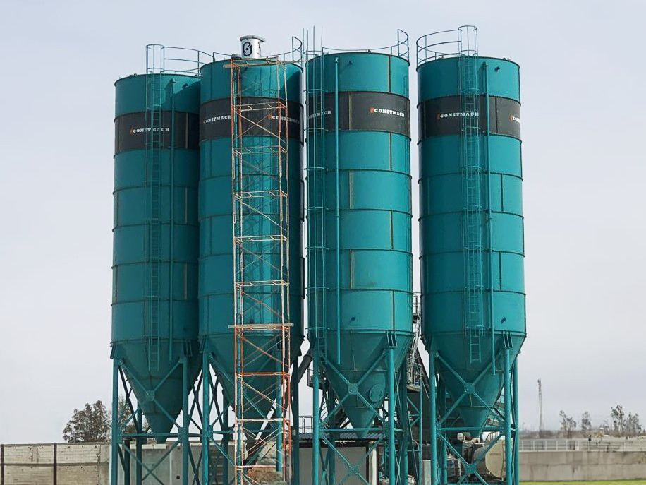 Constmach Silo à Ciment d'une Capacité de 200 Tonnes - Sementsilo: bilde 1 Constmach Silo à Ciment d'une Capacité de 200 Tonnes - Sementsilo: bilde 1