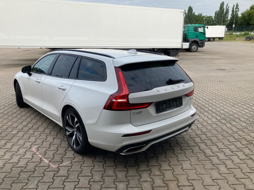 Volvo V60 T6 AWD R-Design Expression Recharge Plug-In Volvo V60 T6 AWD R-Design Expression Recharge Plug-In - Stasjonsvogn: bilde 3 Volvo V60 T6 AWD R-Design Expression Recharge Plug-In Volvo V60 T6 AWD R-Design Expression Recharge Plug-In - Stasjonsvogn: bilde 3