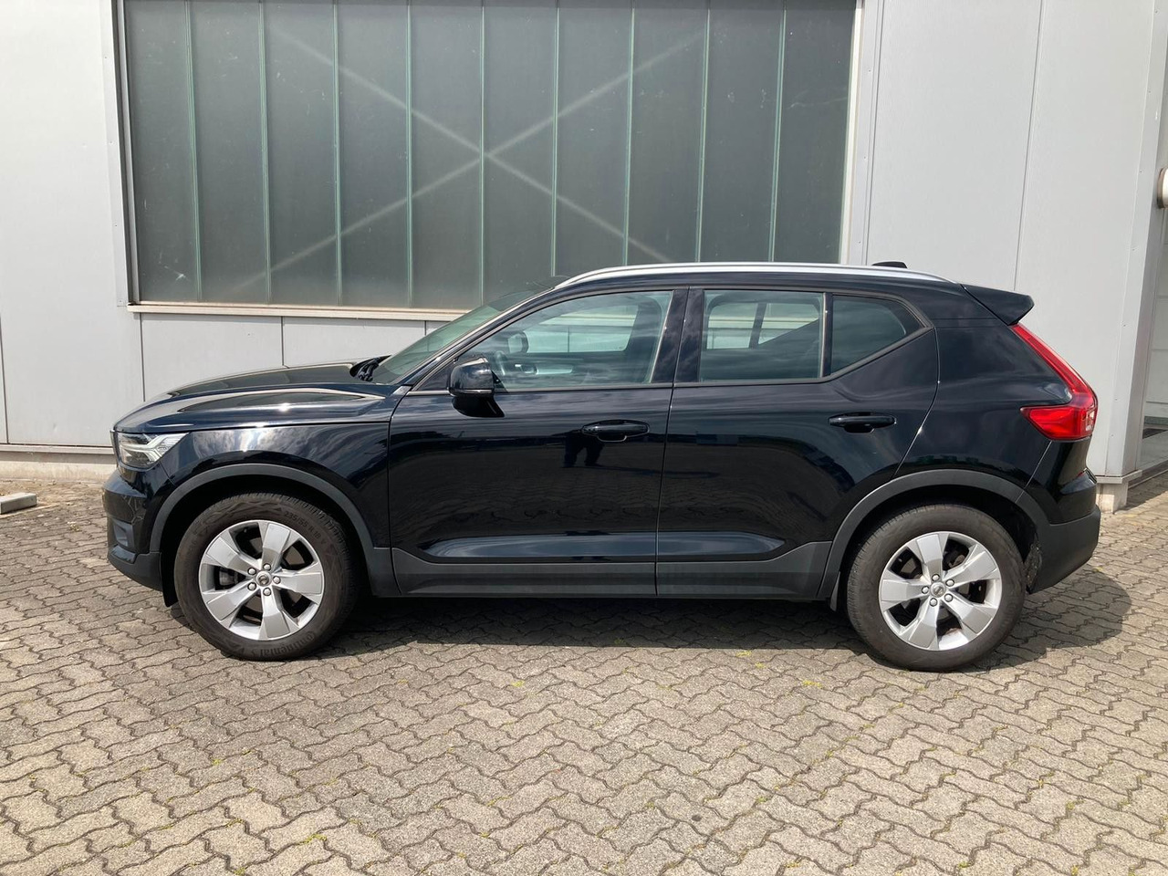 Volvo XC 40 D3 Momentum Pro AWD - SUV: bilde 3 Volvo XC 40 D3 Momentum Pro AWD - SUV: bilde 3