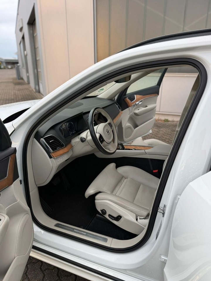 Volvo XC 90 T8 R-Des. Exp. Rech. Pl.-In Hybr. AWD 7-S. - SUV: bilde 4 Volvo XC 90 T8 R-Des. Exp. Rech. Pl.-In Hybr. AWD 7-S. - SUV: bilde 4