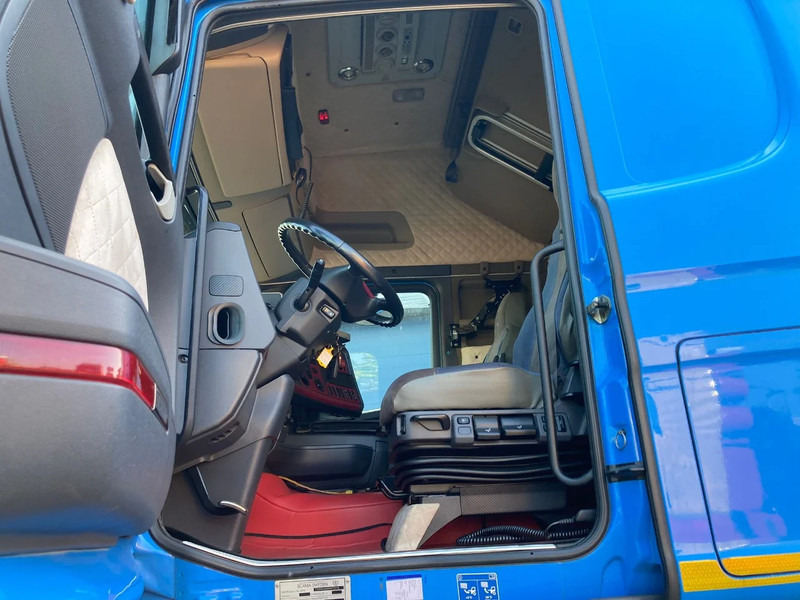 Leie Scania R730 V8 8x4 Scania R730 V8 8x4: bilde 10 Leie Scania R730 V8 8x4 Scania R730 V8 8x4: bilde 10