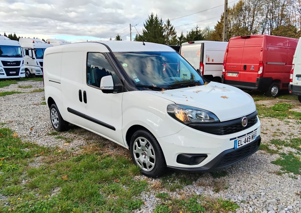 Fiat Doblo - Kassebil: bilde 1 Fiat Doblo - Kassebil: bilde 1