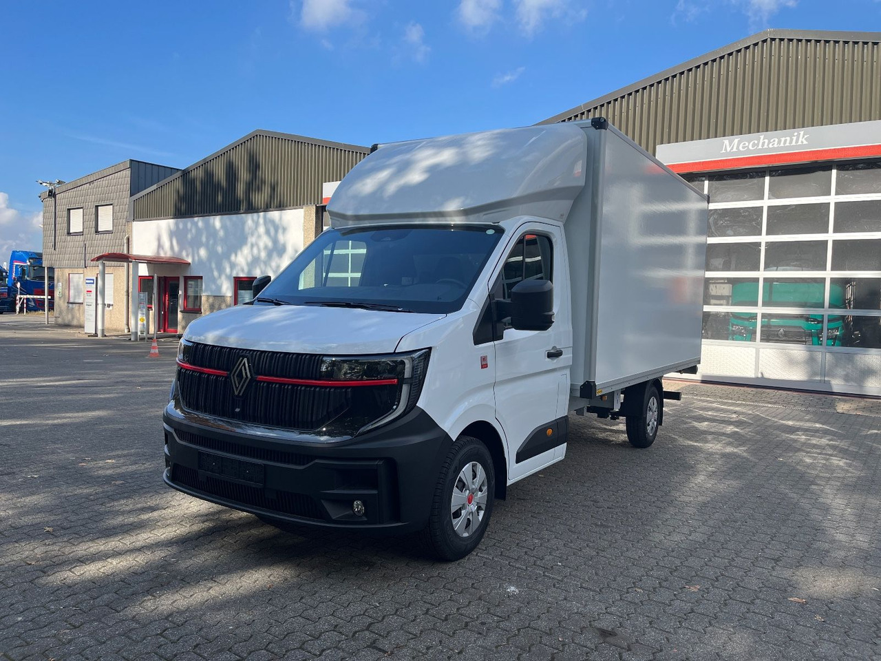 Renault MASTER MIT HUMBAUR KOFFERAUFBAU - Varebil med skap: bilde 1 Renault MASTER MIT HUMBAUR KOFFERAUFBAU - Varebil med skap: bilde 1